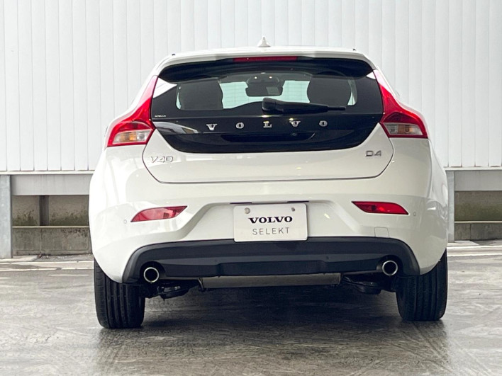 2018 Volvo V40 LDA-MD4204T (UW-6a278590130e0)[22]