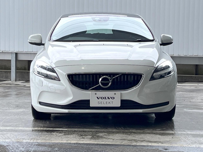 2018 Volvo V40 LDA-MD4204T (UW-6a278590130e0)[16]