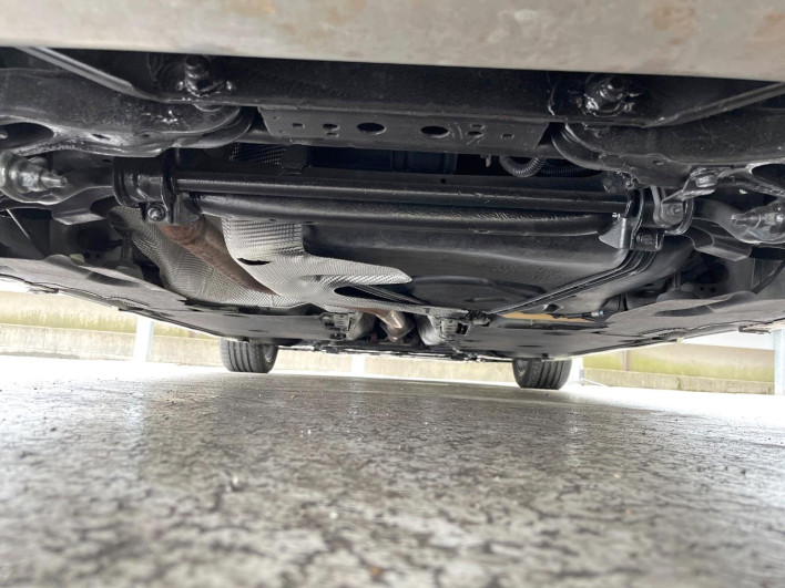 2018 Volvo V40 LDA-MD4204T (UW-6a278590130e0)[29]
