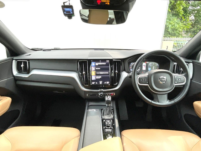 2019 Volvo XC60 LDA-UD4204TXC (UW-6a27859102656)[22]