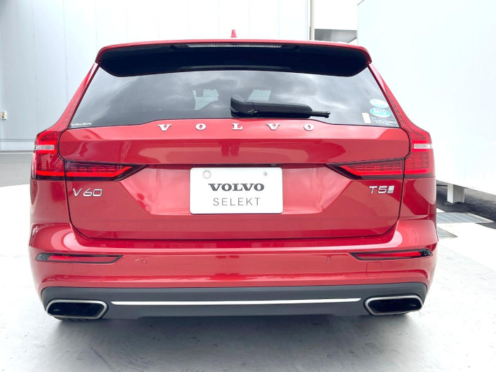 2019 Volvo V60 DBA-ZB420 (UW-6a278592ba399)[9]