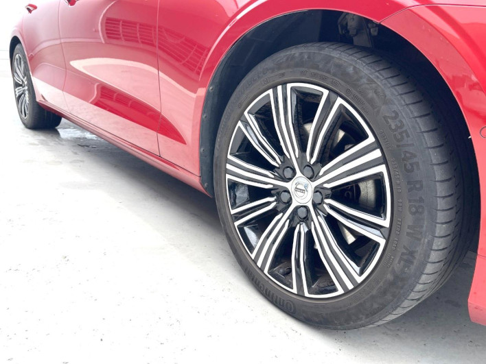 2019 Volvo V60 DBA-ZB420 (UW-6a278592ba399)[14]