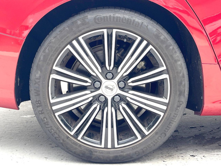 2019 Volvo V60 DBA-ZB420 (UW-6a278592ba399)[12]