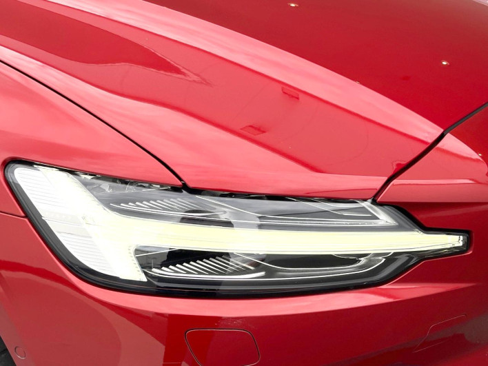 2019 Volvo V60 DBA-ZB420 (UW-6a278592ba399)[21]