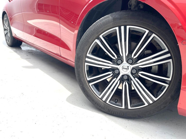 2019 Volvo V60 DBA-ZB420 (UW-6a278592ba399)[15]