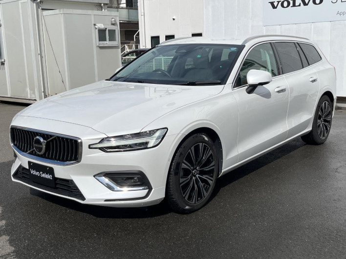 2023 Volvo V60 5AA-ZB420TM (UW-6a2785938a3ed)[8]