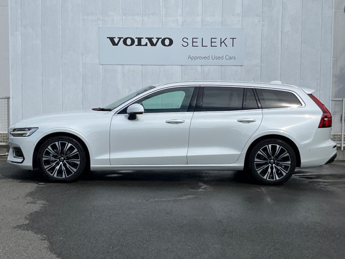 2023 Volvo V60 5AA-ZB420TM (UW-6a2785938a3ed)[4]