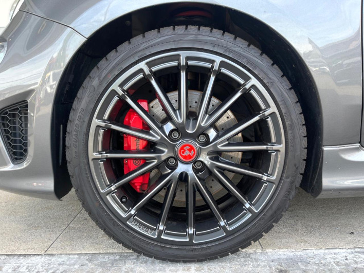 2023 Abartha Abarth 695 3BA-31214T (UW-6a27859813059)[11]