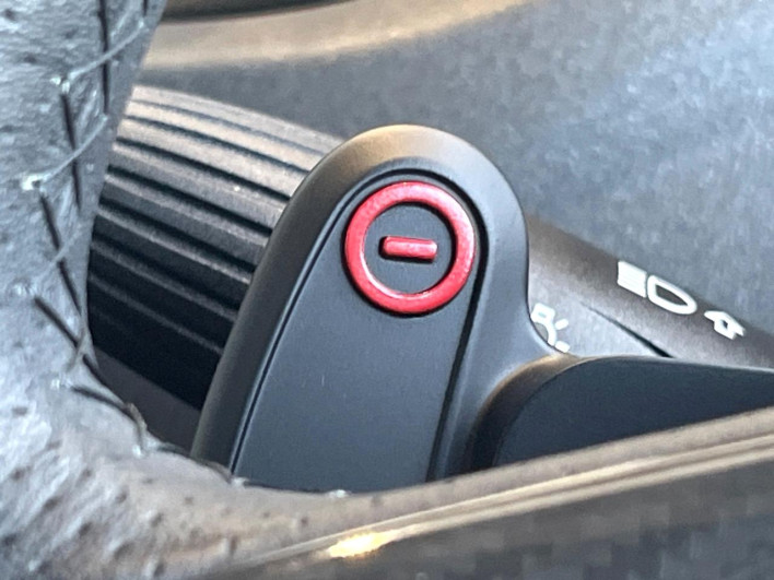2023 Abartha Abarth 695 3BA-31214T (UW-6a27859813059)[27]