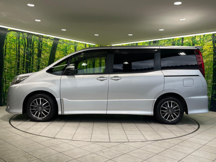 2014 Toyota Noah DBA-ZRR80W (UW-6a27859ab9e04)[12]