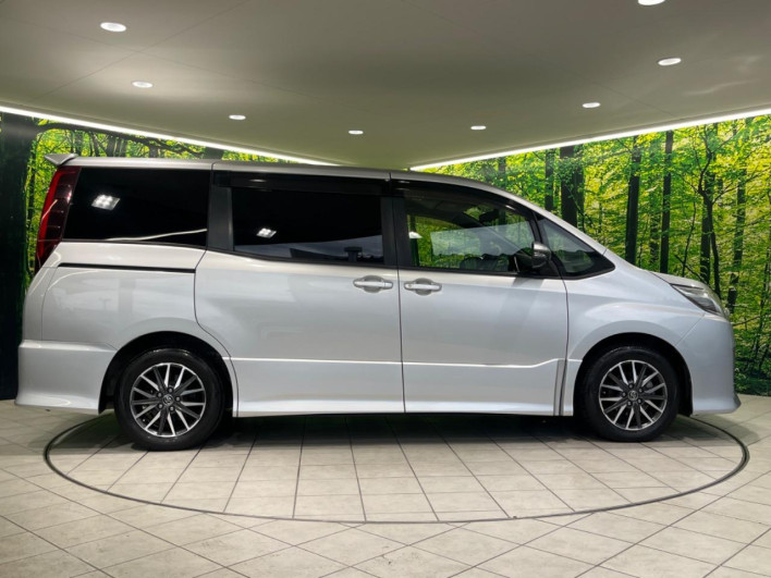 2014 Toyota Noah DBA-ZRR80W (UW-6a27859ab9e04)[8]