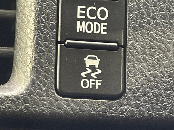 2015 Toyota Noah DBA-ZRR80G (UW-6a27859b02809)[15]