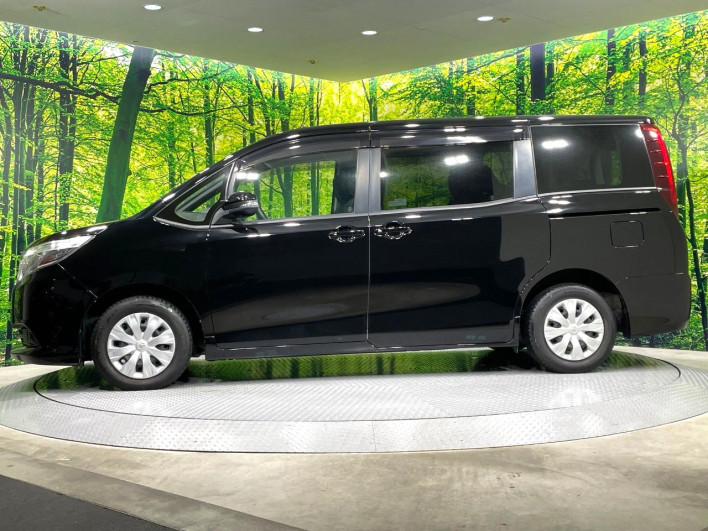 2015 Toyota Noah DBA-ZRR80G (UW-6a27859c166b2)[5]