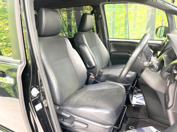 2018 Toyota Noah DBA-ZRR80W (UW-6a2785a296f4c)[22]