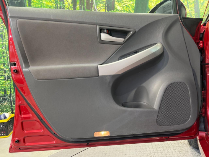 2011 Toyota Prius DAA-ZVW30 (UW-6a2785b13e727)[18]