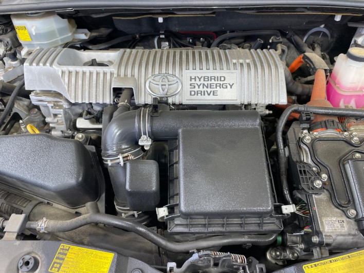 2013 Toyota Prius DAA-ZVW30 (UW-6a2785b27bf57)[21]