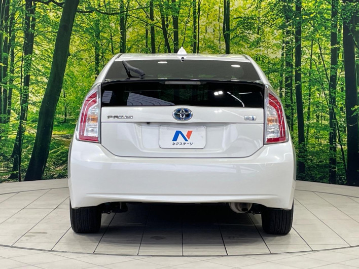 2013 Toyota Prius DAA-ZVW30 (UW-6a2785b27bf57)[16]