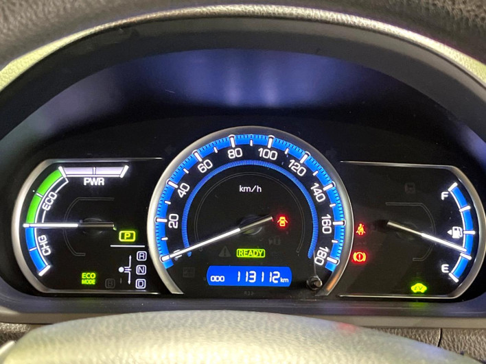 2015 Toyota Noah DAA-ZWR80G (UW-6a2785c154081)[29]