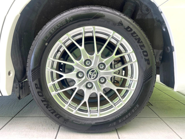 2020 Toyota Noah 6AA-ZWR80W (UW-6a2785c521889)[10]