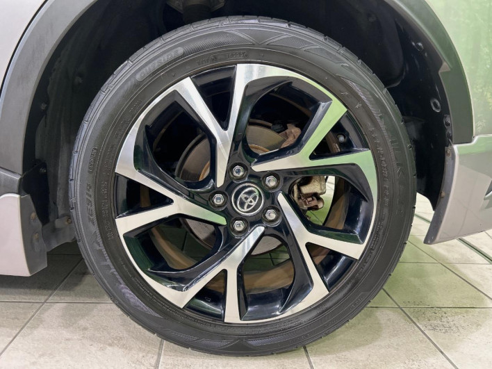 2017 Toyota C-HR DAA-ZYX10 (UW-6a2785ce7f424)[12]