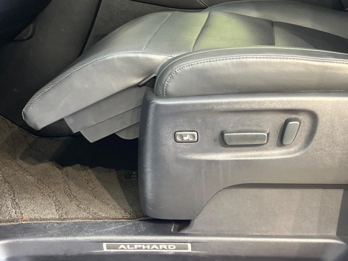 2018 Toyota Alphard DBA-AGH30W (UW-6a28d4b7060cf)[22]