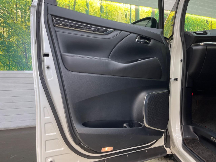 2018 Toyota Alphard DBA-AGH30W (UW-6a28d4b7060cf)[23]