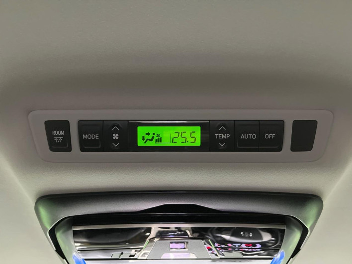 2014 Toyota Alphard DBA-ANH20W (UW-6a28d4c7d6c12)[16]