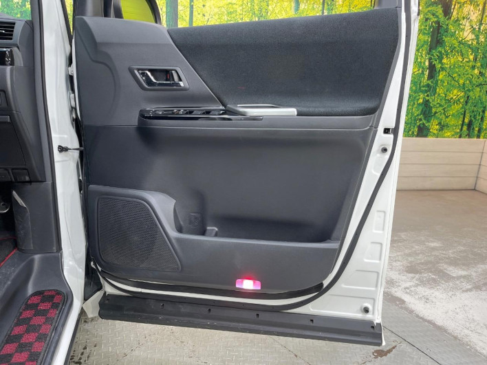 2014 Toyota Vellfire DBA-ANH20W (UW-6a28d4c90bfab)[28]