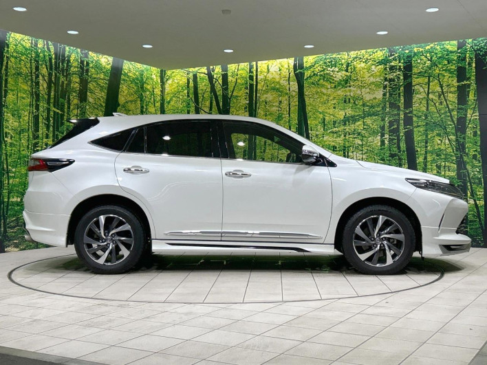 2017 Toyota Harrier DBA-ASU60W (UW-6a28d4ca6acf6)[9]