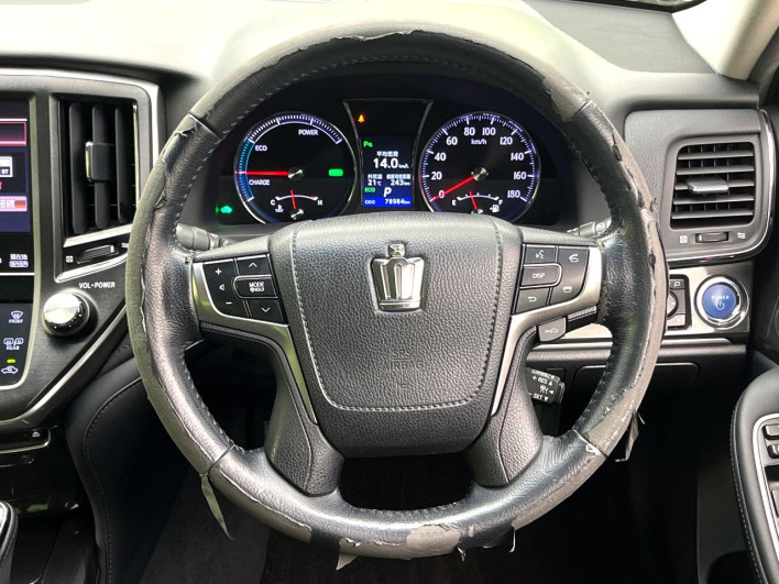 2013 Toyota Crown Hybrid DAA-AWS210 (UW-6a28d4cbcc823)[5]