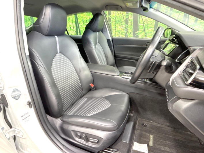 2019 Toyota Camry DAA-AXVH70 (UW-6a28d4d788896)[9]