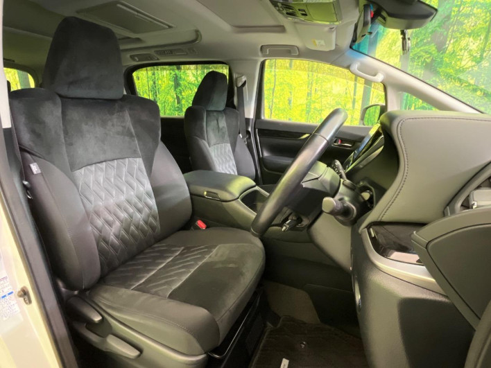 2020 Toyota Alphard Hybrid DAA-AYH30W (UW-6a28d4d92195d)[22]