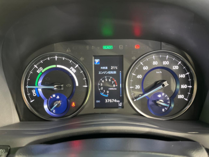 2020 Toyota Alphard Hybrid 6AA-AYH30W (UW-6a28d4d9d1bdc)[28]