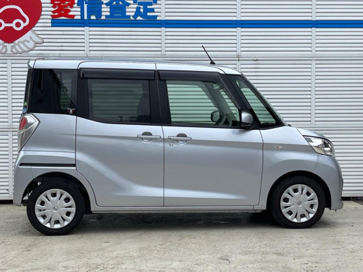 2017 Nissan DAYZ ROOX DBA-B21A (UW-6a28d4e39f7dd)[18]