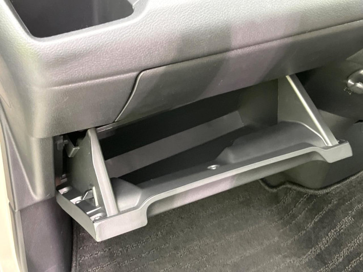 2020 Mitsubishi eK Cross 4AA-B38W (UW-6a28d4eb0e4be)[29]