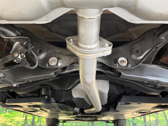 2014 Mazda Axela Sports LDA-BM2FS (UW-6a28d4faecb7f)[27]