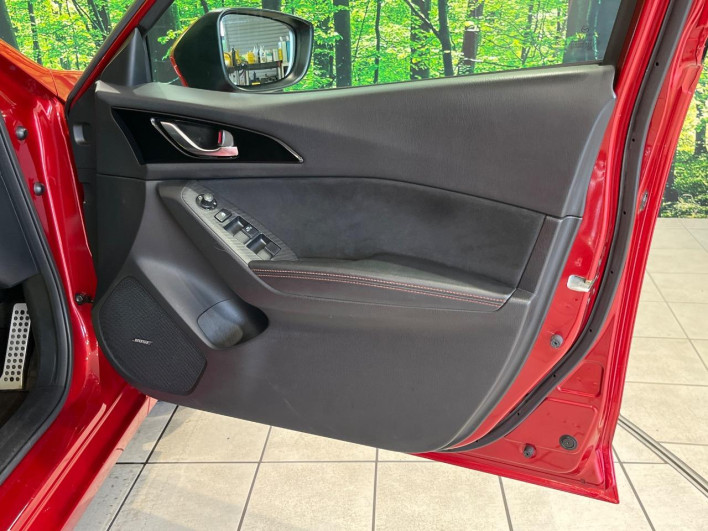 2014 Mazda Axela Sports LDA-BM2FS (UW-6a28d4faecb7f)[29]