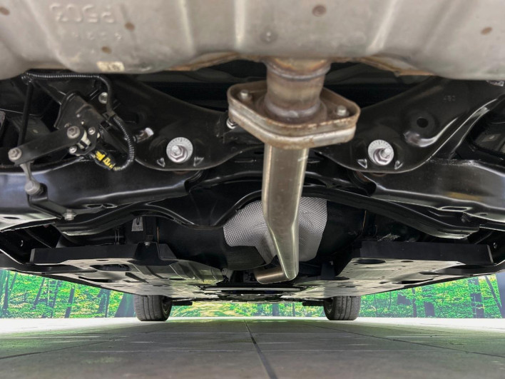 2016 Mazda Axela Sports LDA-BMLFS (UW-6a28d4fb6d08d)[22]