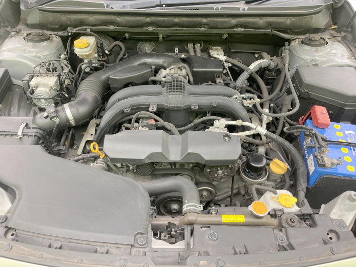 2015 Subaru Legacy Outback DBA-BS9 (UW-6a28d4feb5ed3)[4]