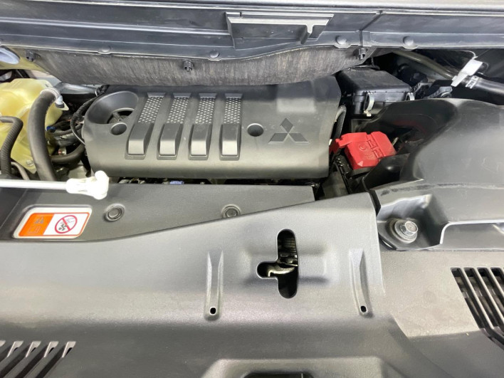 2022 Mitsubishi Delica D:5 3DA-CV1W (UW-6a28d500adc50)[4]
