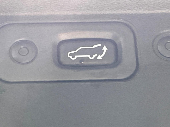 2025 Mitsubishi Delica D:5 3DA-CV1W (UW-6a28d504b7078)[18]