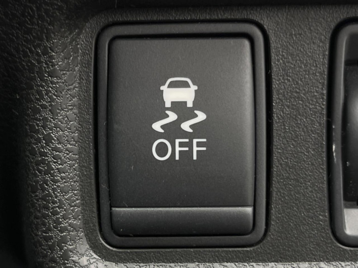 2014 Nissan Note DBA-E12 (UW-6a28d50f23a1c)[19]