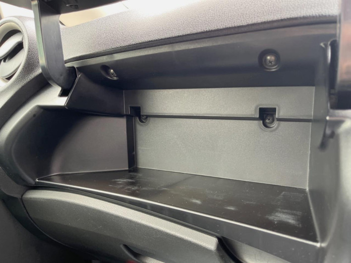 2014 Nissan Note DBA-E12 (UW-6a28d50f23a1c)[13]