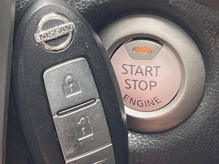 2014 Nissan Note DBA-E12 (UW-6a28d50f23a1c)[24]