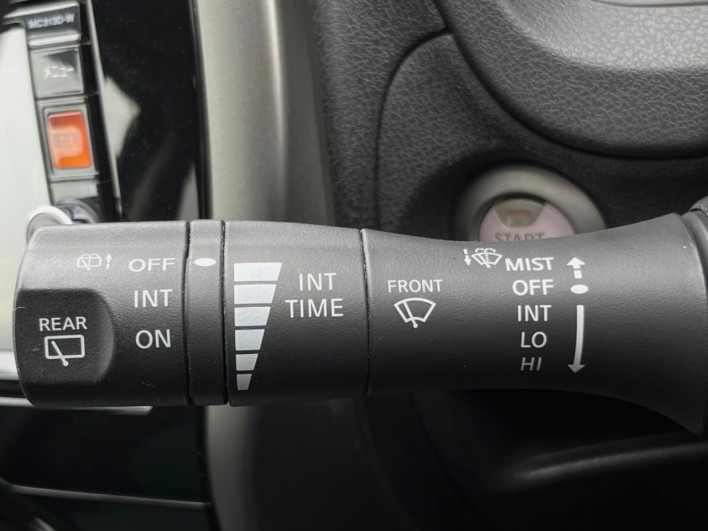 2014 Nissan Note DBA-E12 (UW-6a28d50f23a1c)[23]