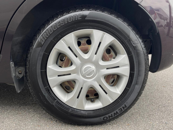 2014 Nissan Note DBA-E12 (UW-6a28d50f23a1c)[5]