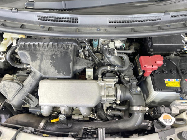 2015 Nissan Note DBA-E12 (UW-6a28d50fdd48a)[4]