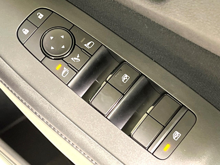 2021 Nissan Note 6AA-E13 (UW-6a28d512ad376)[13]
