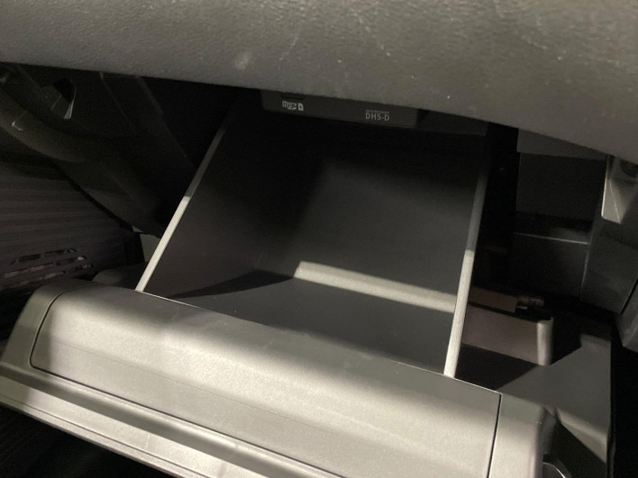 2022 Nissan Note 6AA-E13 (UW-6a28d51750205)[24]