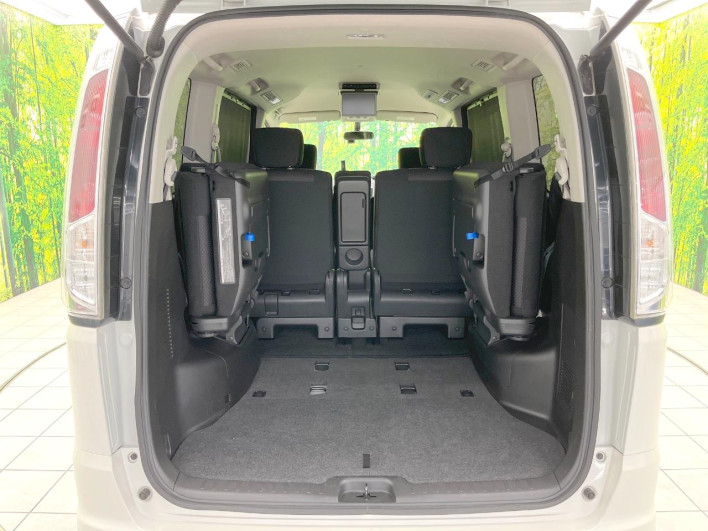 2012 Nissan Serena DBA-FC26 (UW-6a28d519f3fe7)[24]